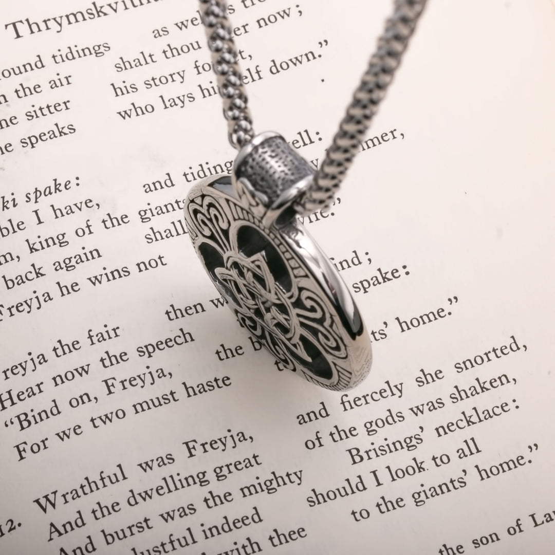 Celtic Trinity Knot Medallion Viking Pendant Necklace 316L Stainless Steel