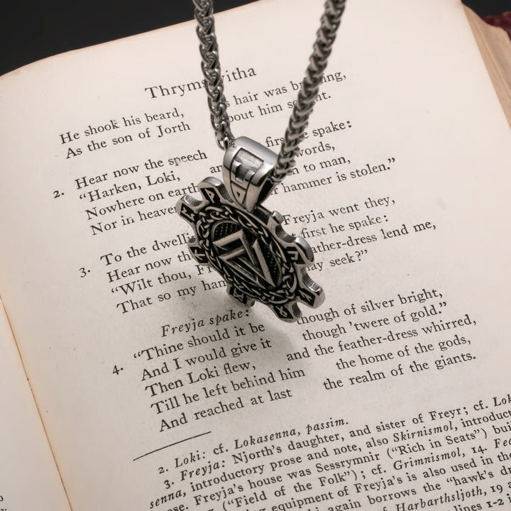 Valknut Viking Pendant Necklace 316L Stainless Steel