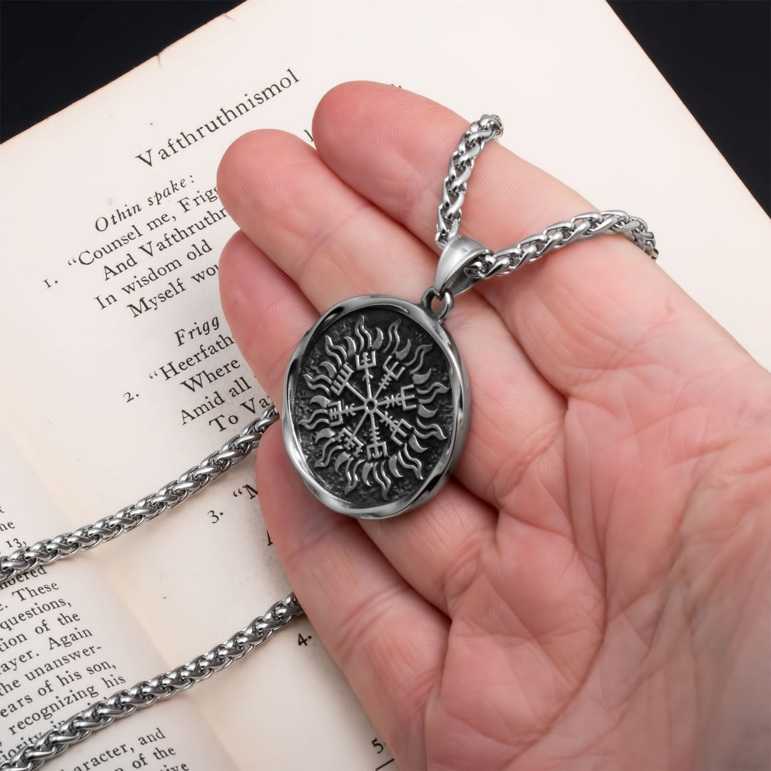 Vegvisir Compass Sun Pendant Necklace Stainless Steel Viking