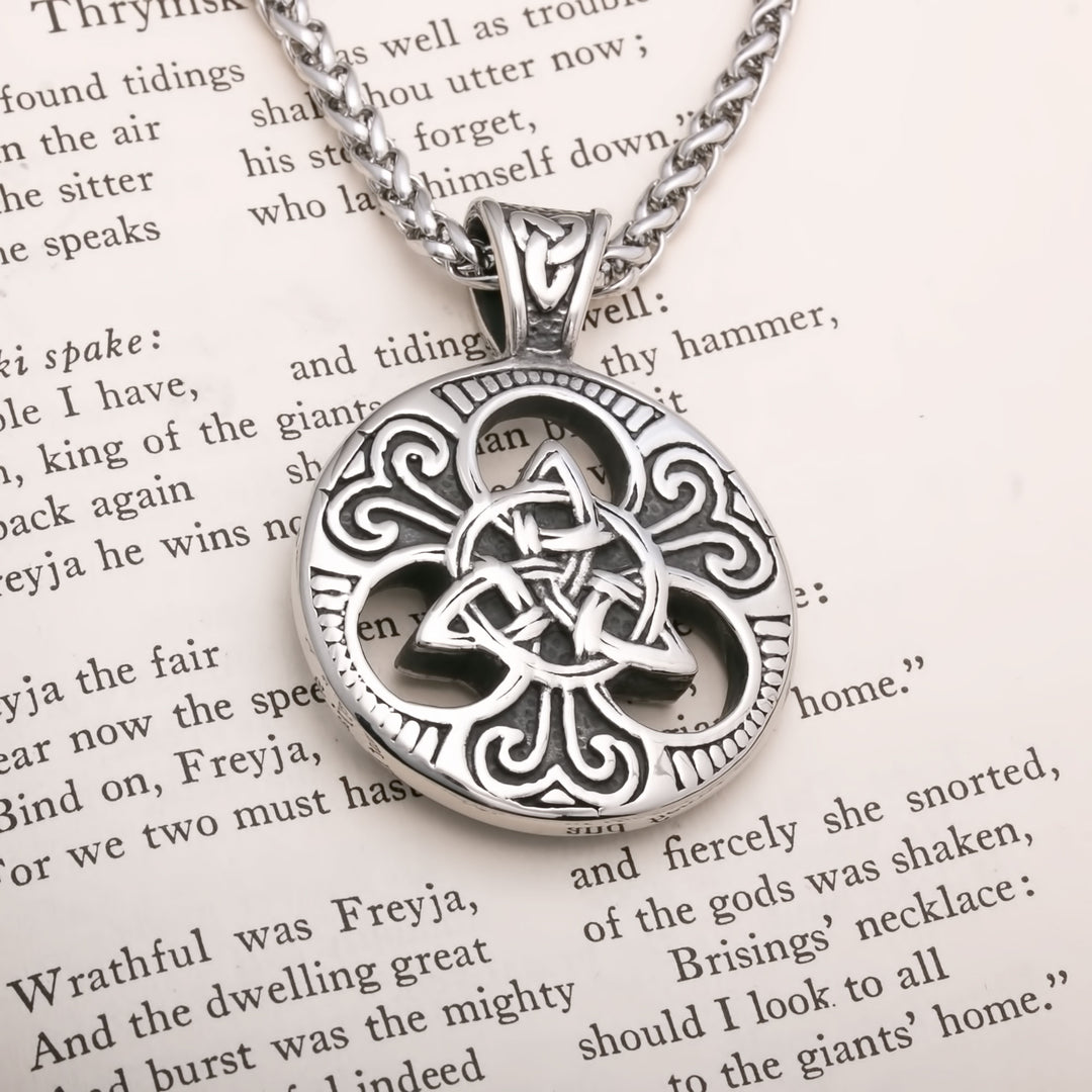 Celtic Trinity Knot Medallion Viking Pendant Necklace 316L Stainless Steel