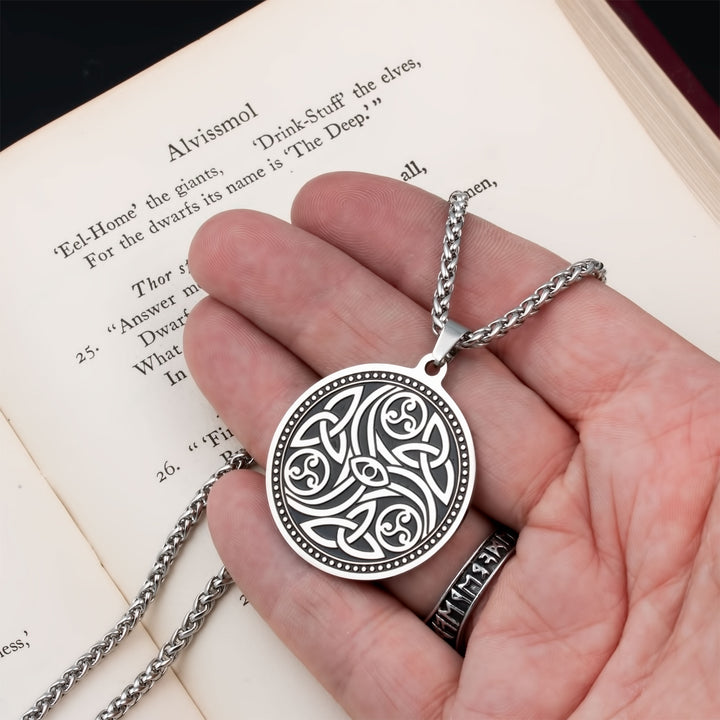 Celtic Trinity Triskele knot Pendant Necklace Stainless Steel Viking