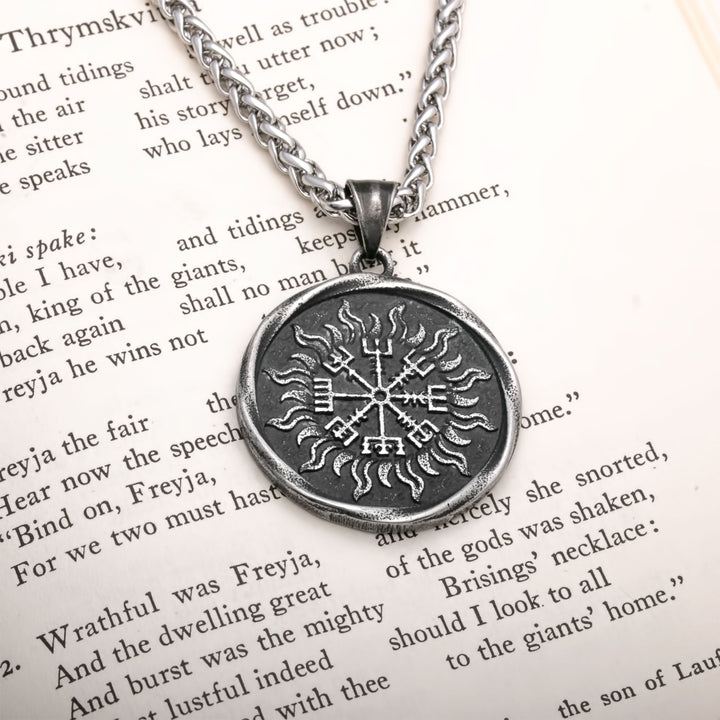 Viking Vegvisir Compass Sun Ancient Stainless Steel Pendant Necklace Norse American